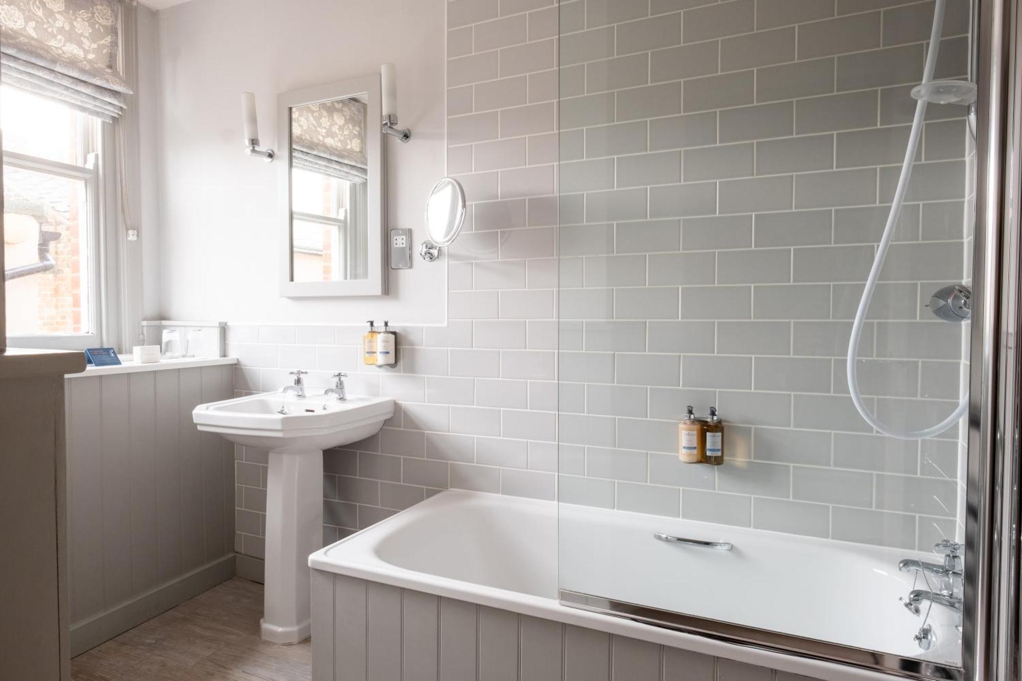 Crown Hotel Southwold Esterno foto